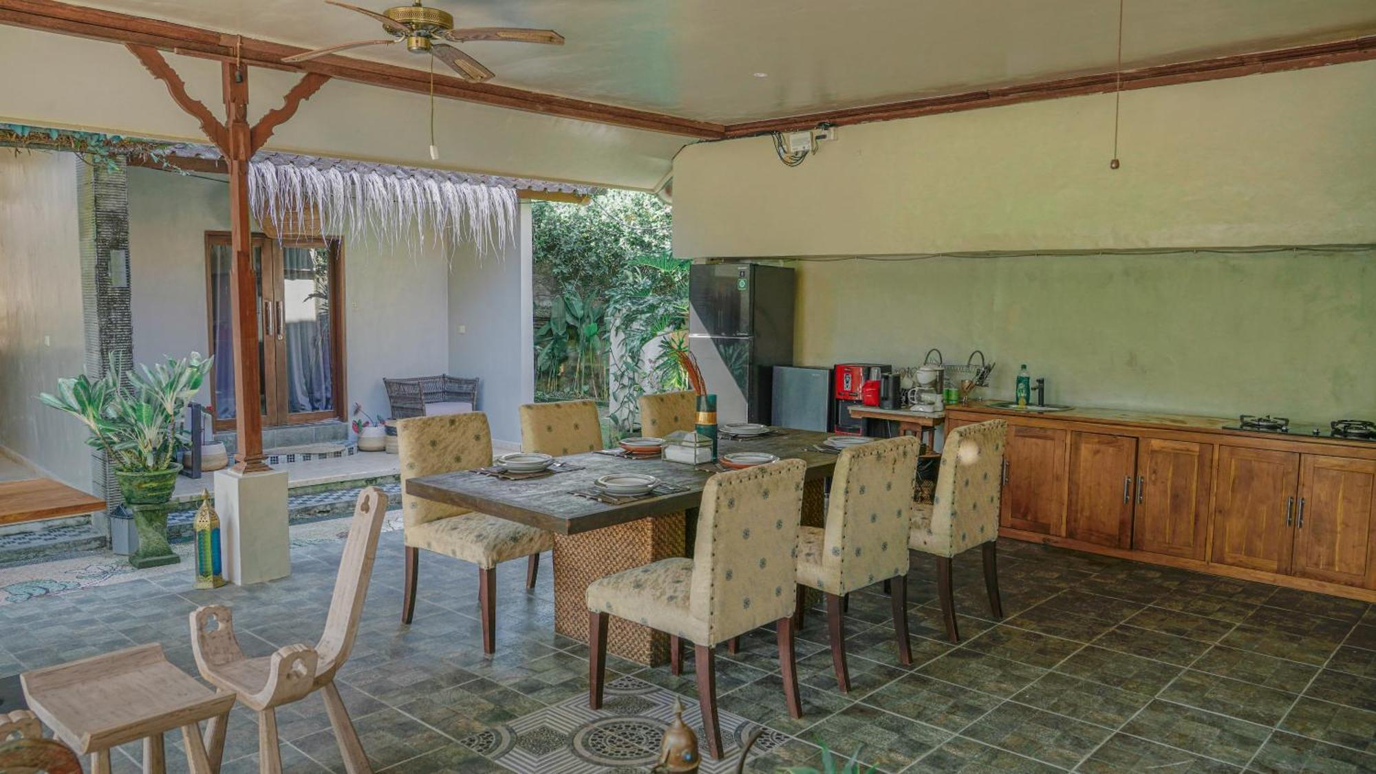 Lokasari Retreat Hotel Ubud  Ngoại thất bức ảnh